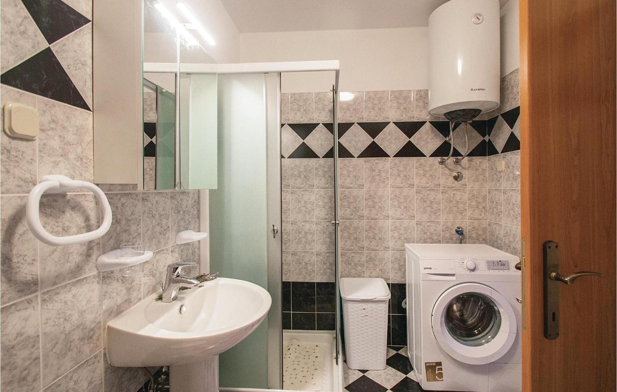 Amazing Apartment In Labin With House Sea View エクステリア 写真